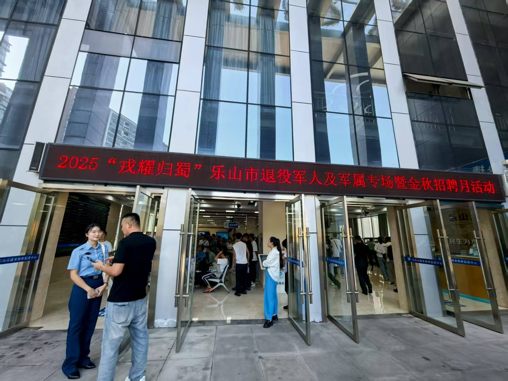 1759039045464865.png 圖片1.png